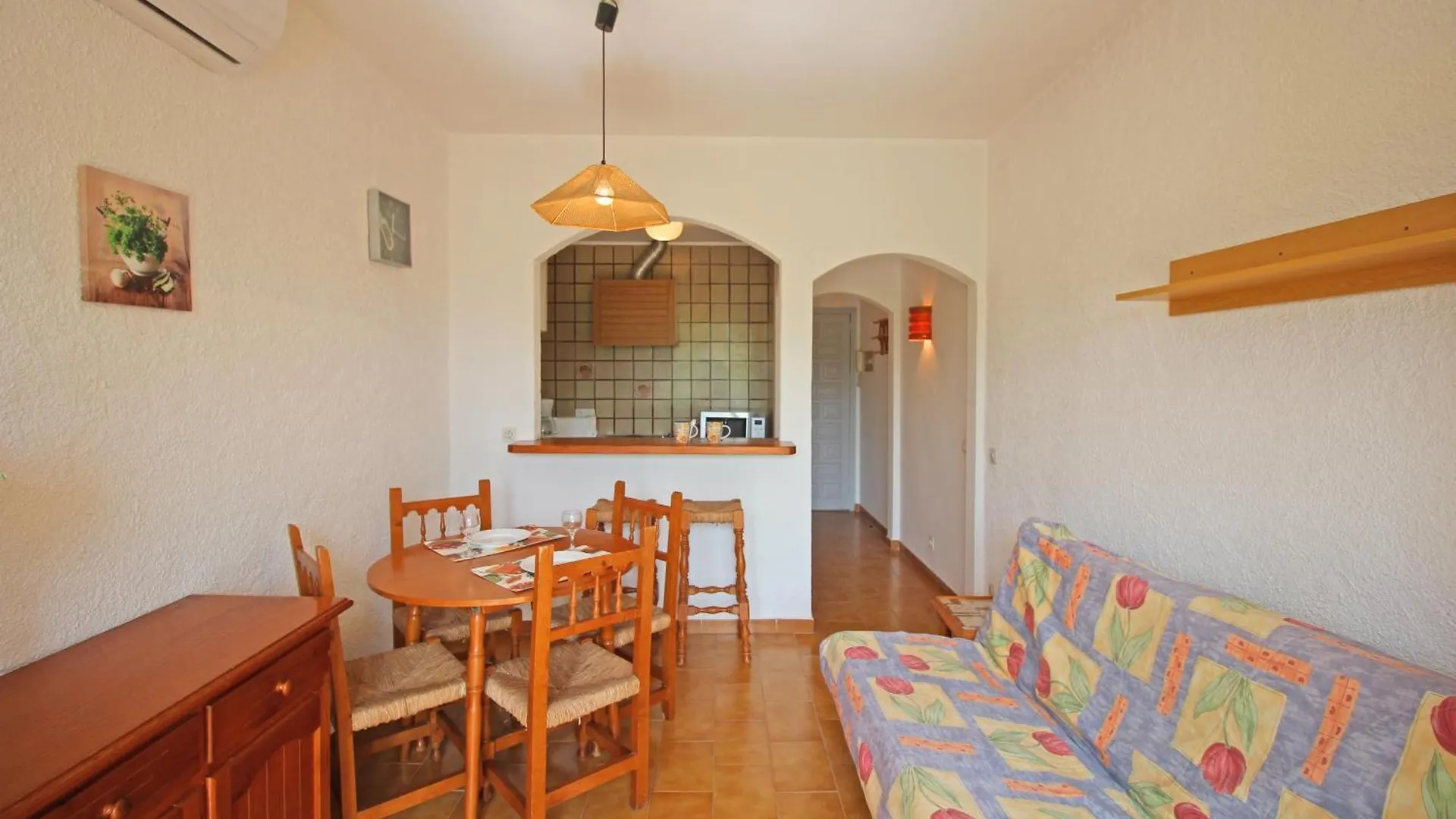 Basic Comfort Studio Poblat Tipic 0168 Empuriabrava 0*,  İspanya